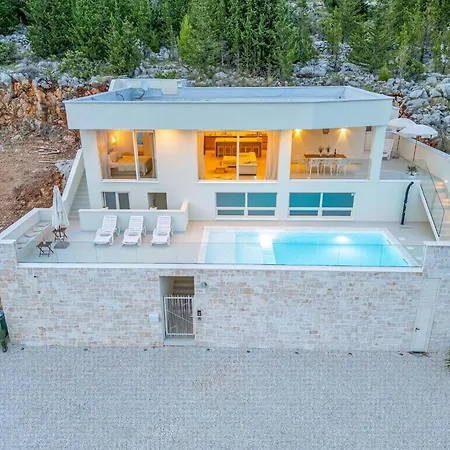Mara Ondo Holiday home