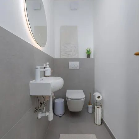 Holiday home Mara Ondo Starigrad Paklenica