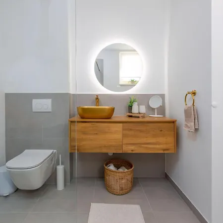 Mara Ondo Holiday home Starigrad Paklenica